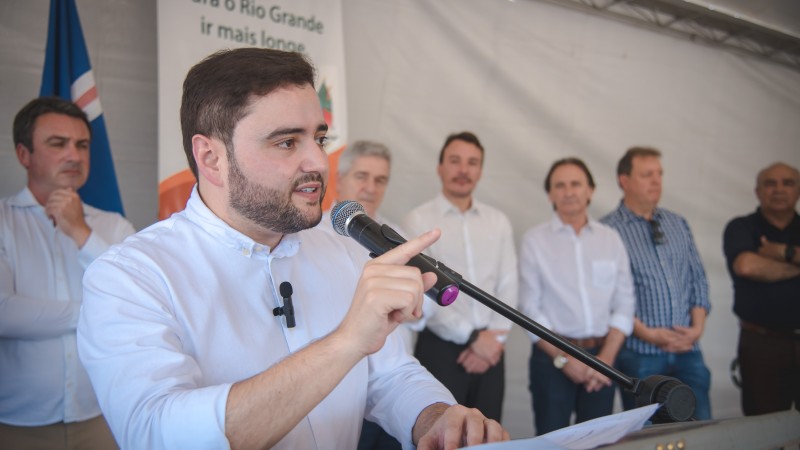 Governador em exercício, Gabriel Souza, participa da inauguração de duas rótulas e travessia urbana no KM2 da RSC-287 Montenegro