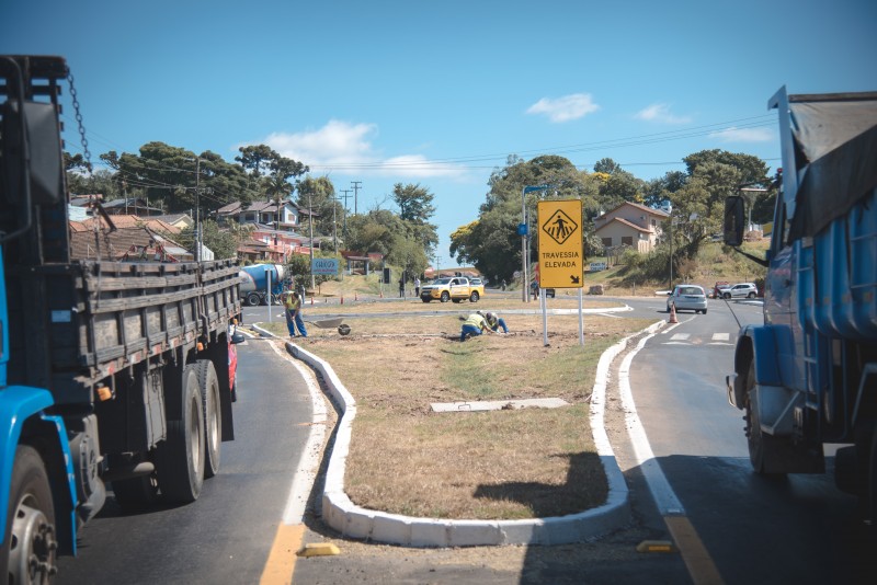 Governador em exercício, Gabriel Souza, participa da inauguração de duas rótulas e travessia urbana no KM2 da RSC-287 Montenegro